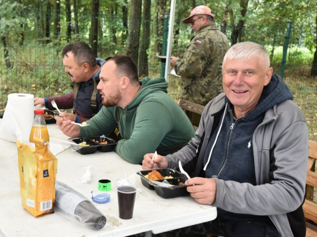Wędkowali nad Jeziorem Tarnobrzeskim [zdjęcia]