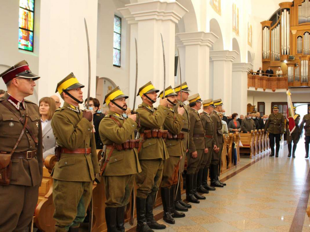 W Gorzycach odbyły się uroczystości poświęcone żołnierzom formacji kawaleryjskich [zdjęcia]