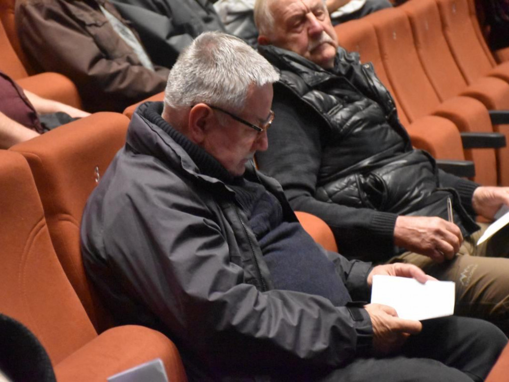 Spotkanie w sprawie obwodnicy Nowej Dęby. Mieszkańcy za jednym z wariantów [zdjęcia]