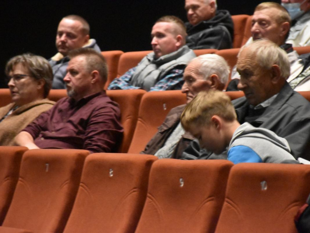 Spotkanie w sprawie obwodnicy Nowej Dęby. Mieszkańcy za jednym z wariantów [zdjęcia]