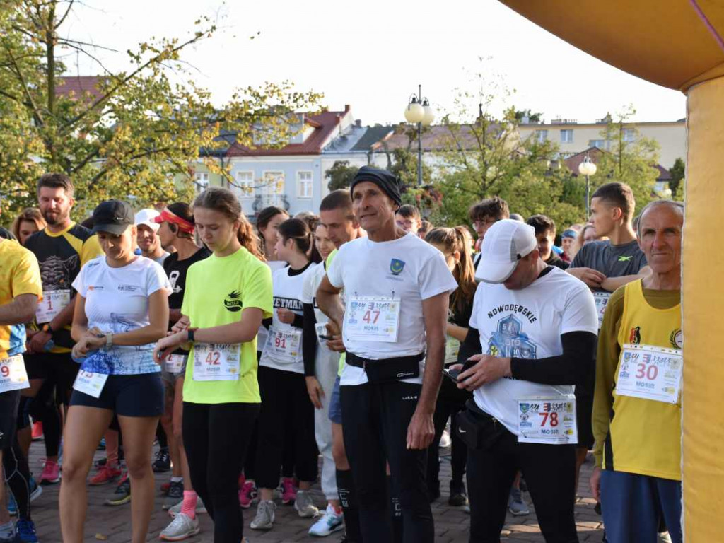 Tarnobrzeżanie solidarnie pobiegli z osobami niepełnosprawnymi psychicznie [zdjęcia]