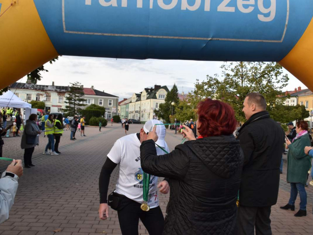 Tarnobrzeżanie solidarnie pobiegli z osobami niepełnosprawnymi psychicznie [zdjęcia]