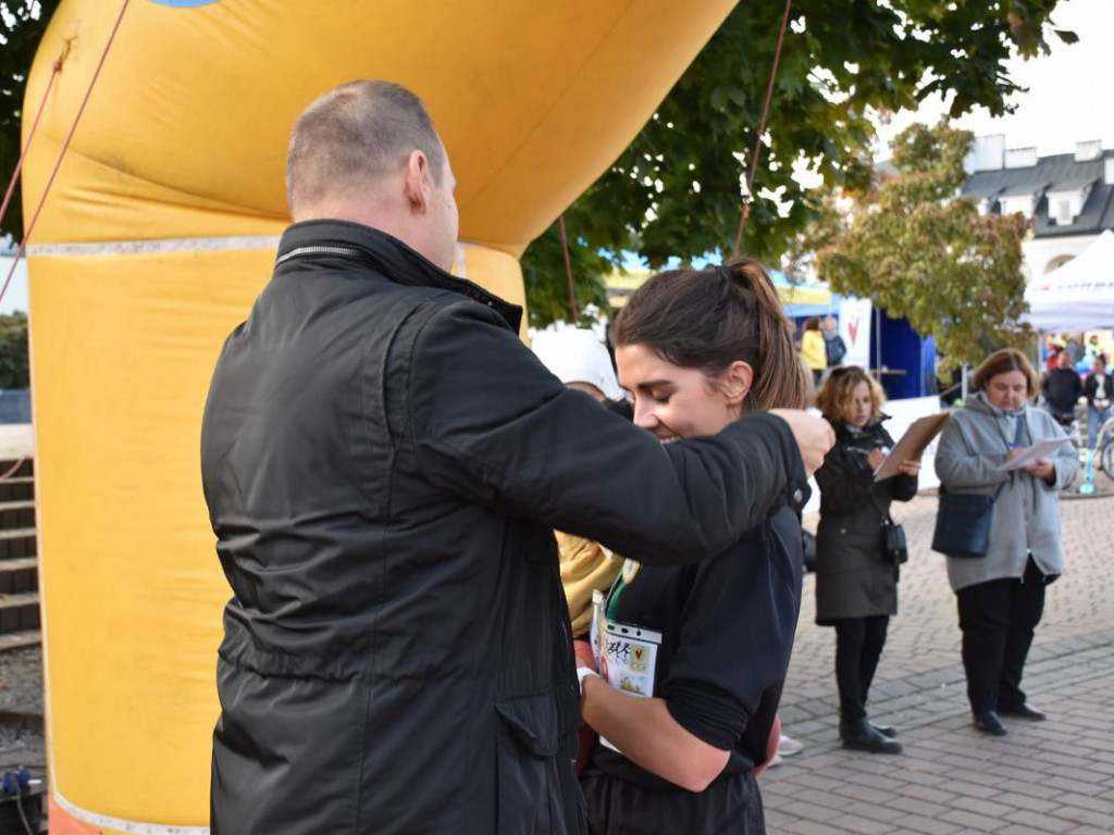 Tarnobrzeżanie solidarnie pobiegli z osobami niepełnosprawnymi psychicznie [zdjęcia]