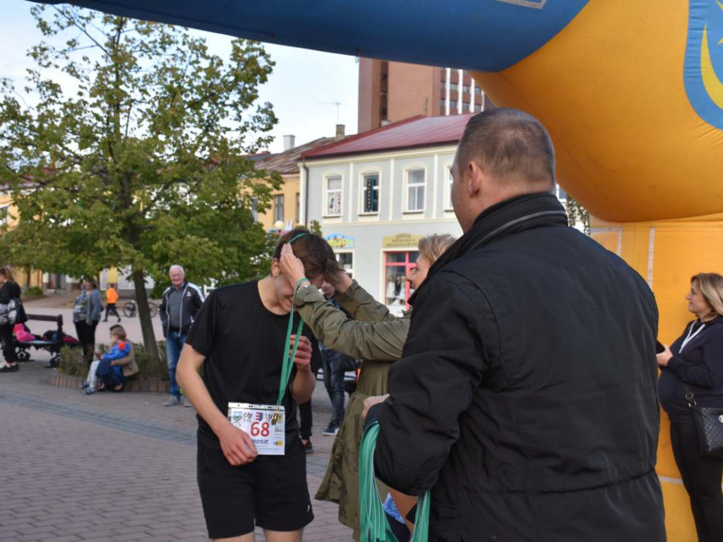 Tarnobrzeżanie solidarnie pobiegli z osobami niepełnosprawnymi psychicznie [zdjęcia]