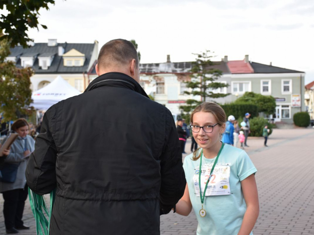 Tarnobrzeżanie solidarnie pobiegli z osobami niepełnosprawnymi psychicznie [zdjęcia]