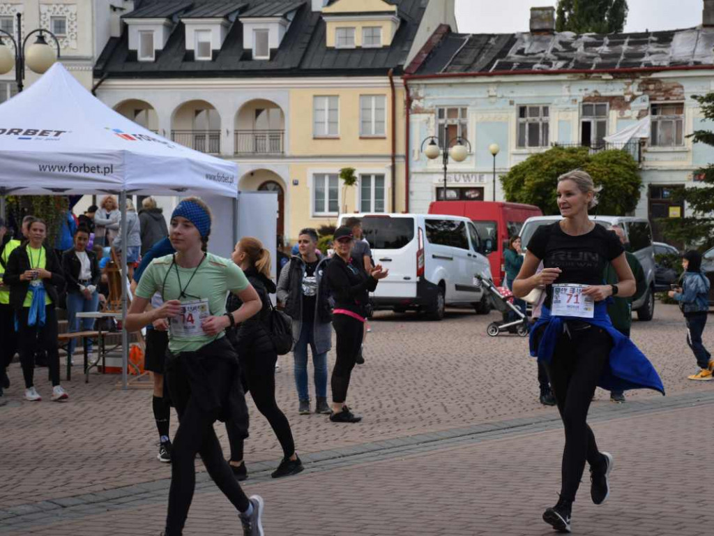 Tarnobrzeżanie solidarnie pobiegli z osobami niepełnosprawnymi psychicznie [zdjęcia]