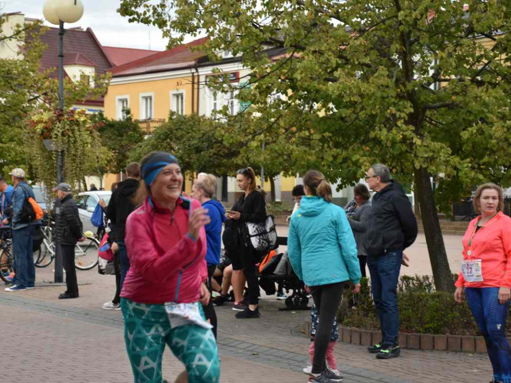 Tarnobrzeżanie solidarnie pobiegli z osobami niepełnosprawnymi psychicznie [zdjęcia]