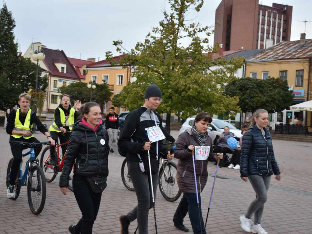 Tarnobrzeżanie solidarnie pobiegli z osobami niepełnosprawnymi psychicznie [zdjęcia]