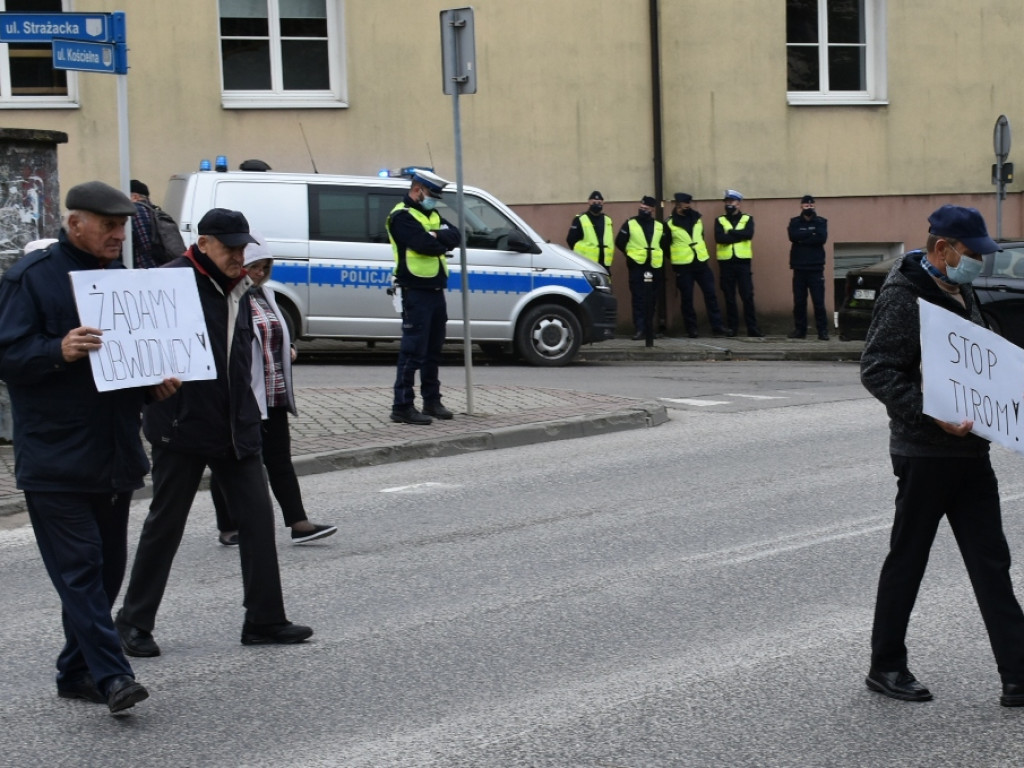 Klimontowianie znowu blokowali drogę. Przypominali, że czekają na obwodnicę [zdjęcia][wideo]