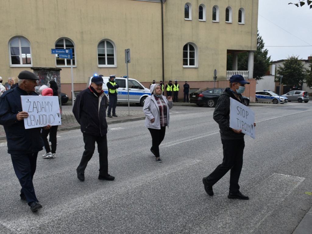 Klimontowianie znowu blokowali drogę. Przypominali, że czekają na obwodnicę [zdjęcia][wideo]