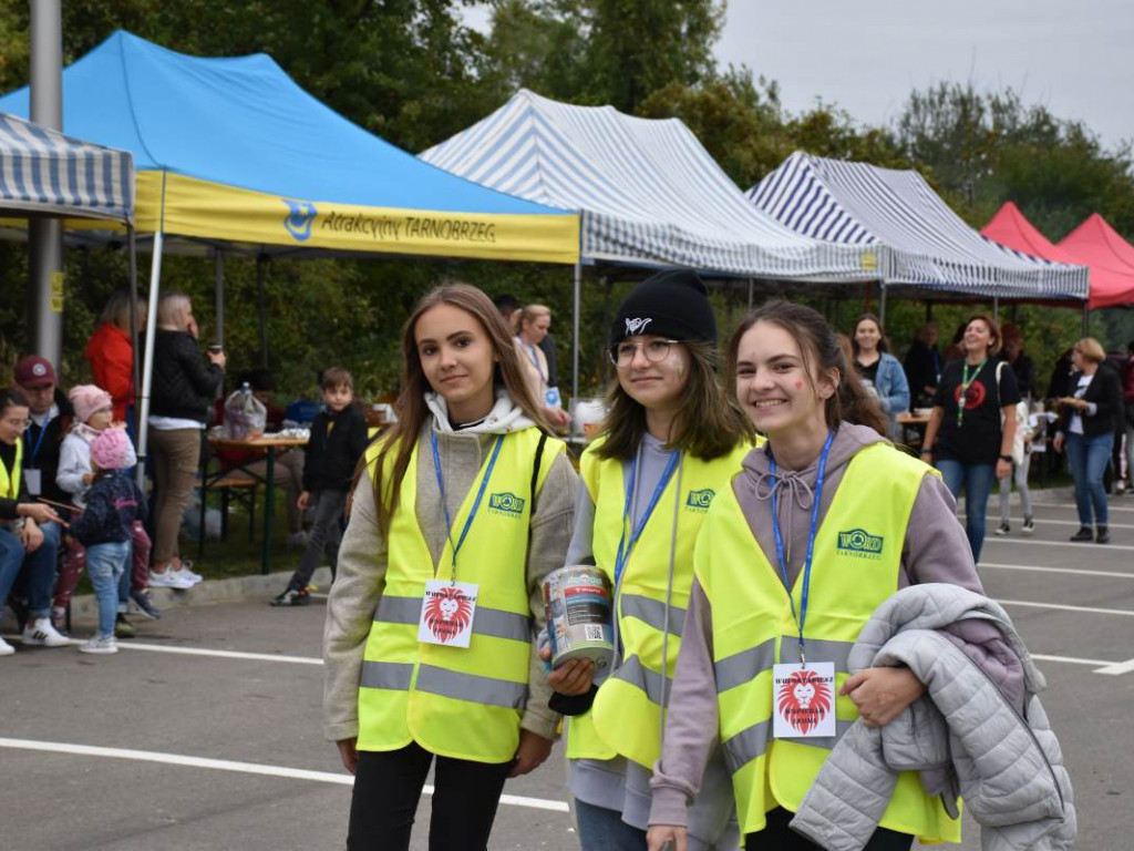 Tarnobrzeżanie w pełnej mobilizacji. W sobotę odbył się piknik charytatywny dla Leonka [zdjęcia]