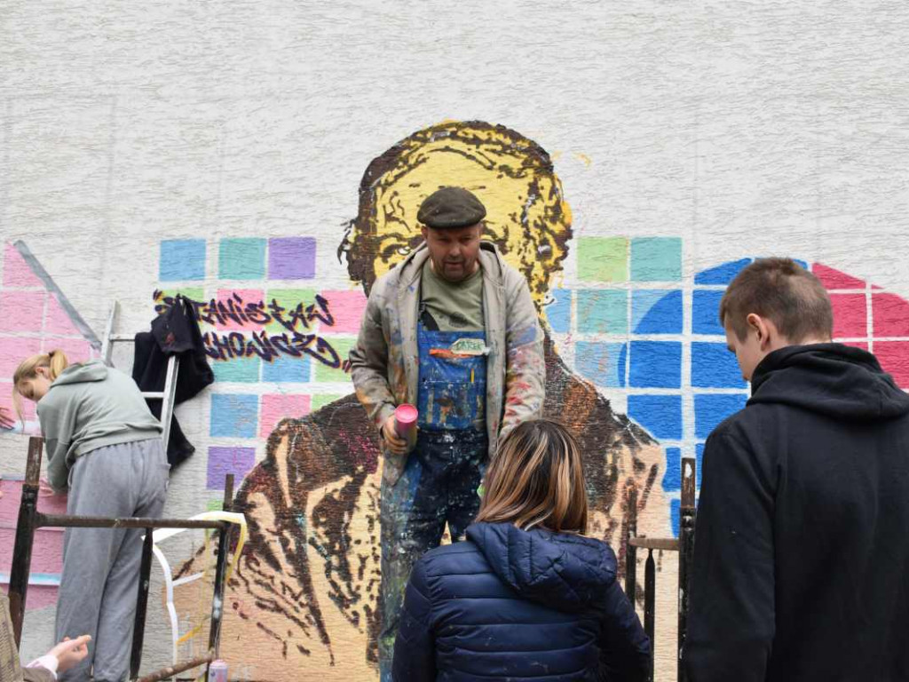 Na ścianie TDK namalowali mural z wizerunkiem Stanisława Jachowicza [zdjęcia]