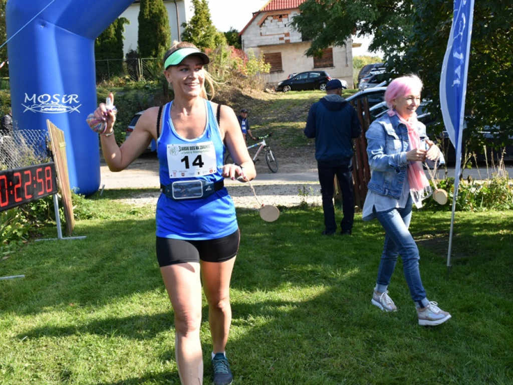 Sandomierz, gm. Samborzec. Pobiegli po zdrowie i ... wyjątkowe sandały [zdjęcia]