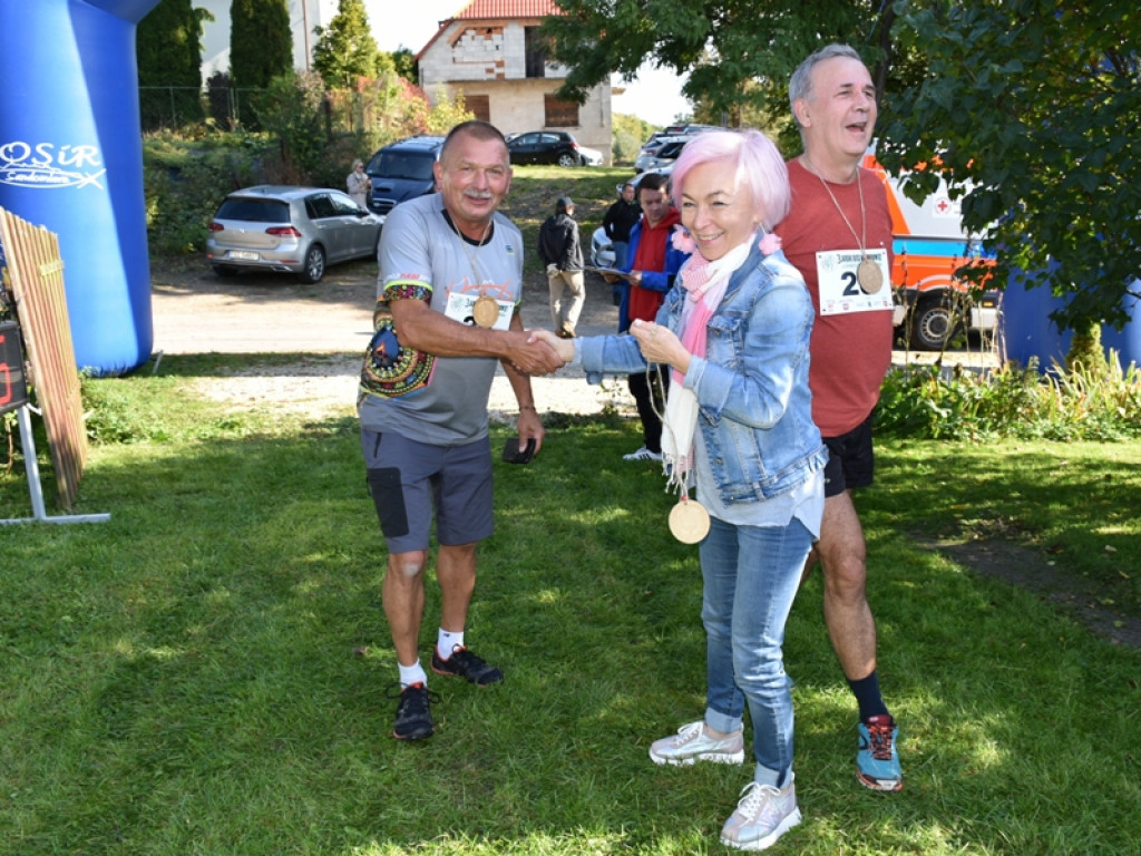 Sandomierz, gm. Samborzec. Pobiegli po zdrowie i ... wyjątkowe sandały [zdjęcia]
