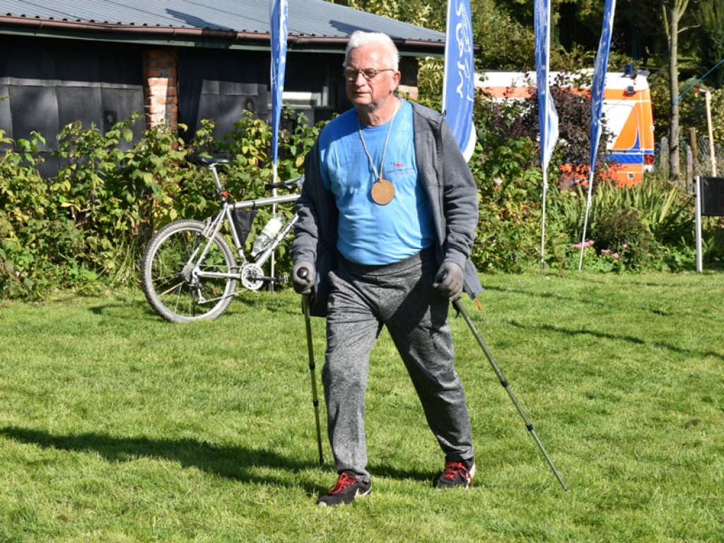 Sandomierz, gm. Samborzec. Pobiegli po zdrowie i ... wyjątkowe sandały [zdjęcia]