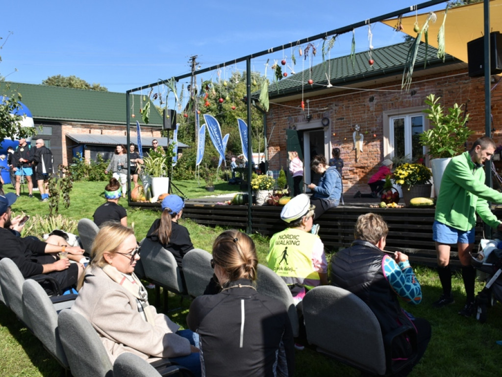 Sandomierz, gm. Samborzec. Pobiegli po zdrowie i ... wyjątkowe sandały [zdjęcia]