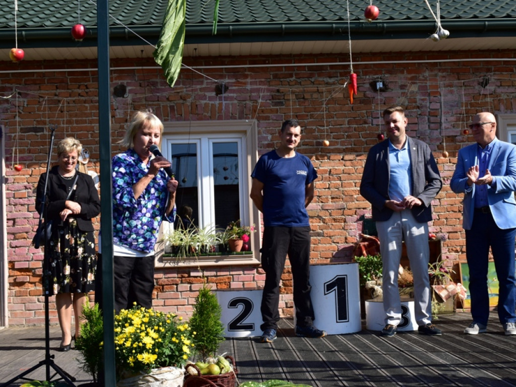 Sandomierz, gm. Samborzec. Pobiegli po zdrowie i ... wyjątkowe sandały [zdjęcia]