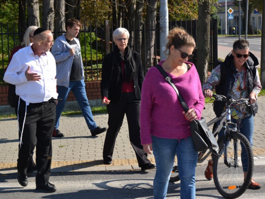 Upamiętnili tarnobrzeskich Żydów wymordowanych w czasie II wojny światowej [zdjęcia]