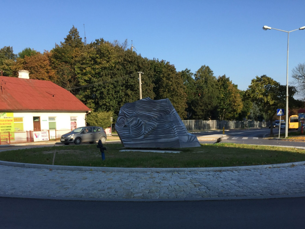 Sandomierz. Krzemień znowu na rondzie. Po modyfikacji