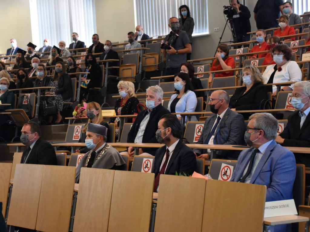 Uroczysta inauguracja roku akademickiego w Państwowej Uczelni Zawodowej w Tarnobrzegu [zdjęcia]