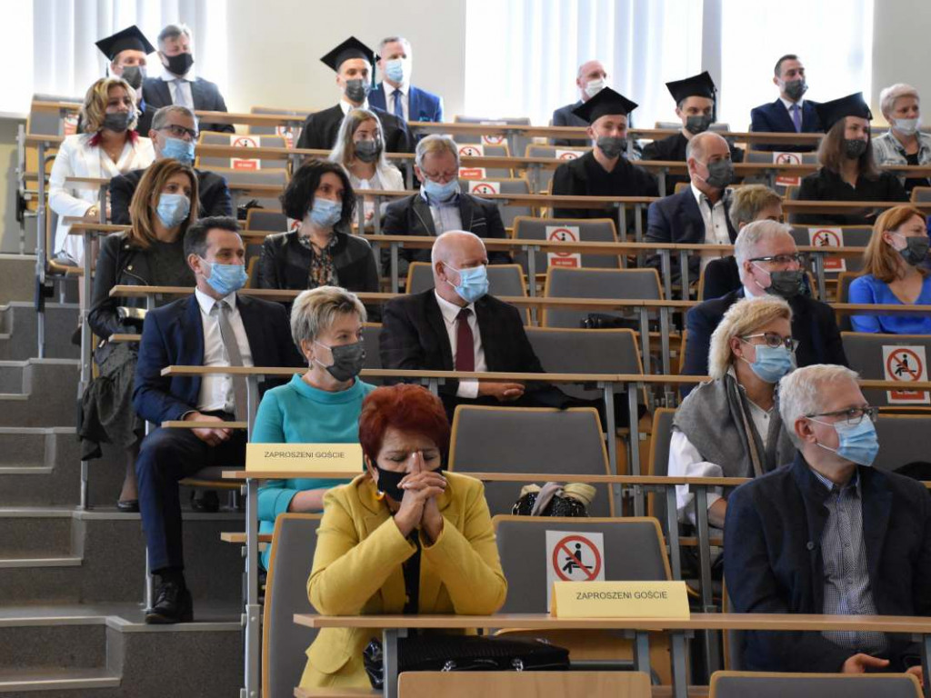 Uroczysta inauguracja roku akademickiego w Państwowej Uczelni Zawodowej w Tarnobrzegu [zdjęcia]