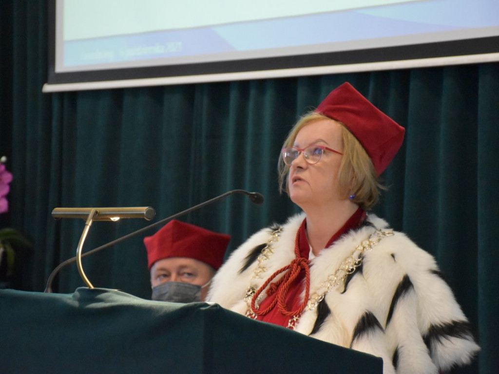 Uroczysta inauguracja roku akademickiego w Państwowej Uczelni Zawodowej w Tarnobrzegu [zdjęcia]