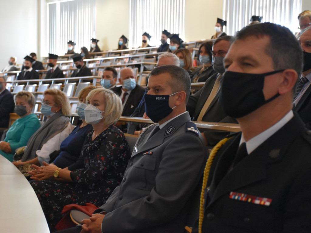 Uroczysta inauguracja roku akademickiego w Państwowej Uczelni Zawodowej w Tarnobrzegu [zdjęcia]