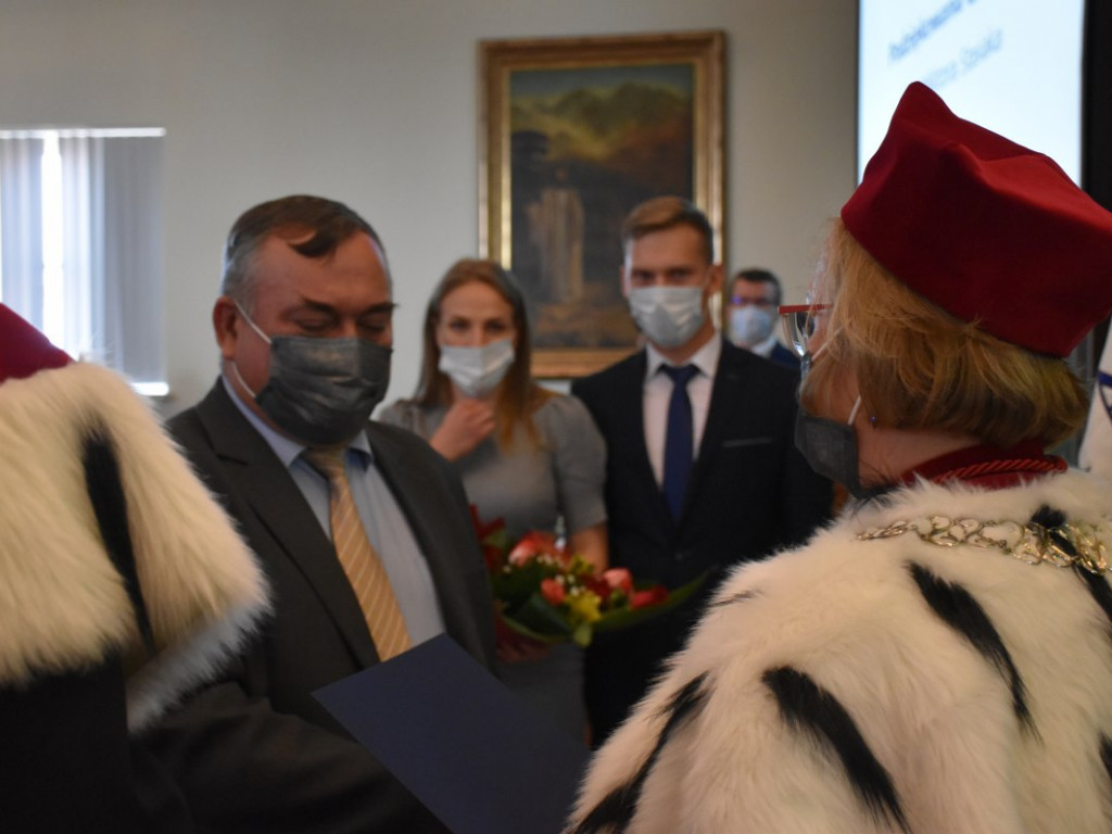 Uroczysta inauguracja roku akademickiego w Państwowej Uczelni Zawodowej w Tarnobrzegu [zdjęcia]
