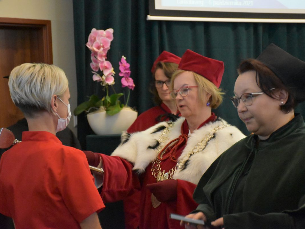 Uroczysta inauguracja roku akademickiego w Państwowej Uczelni Zawodowej w Tarnobrzegu [zdjęcia]