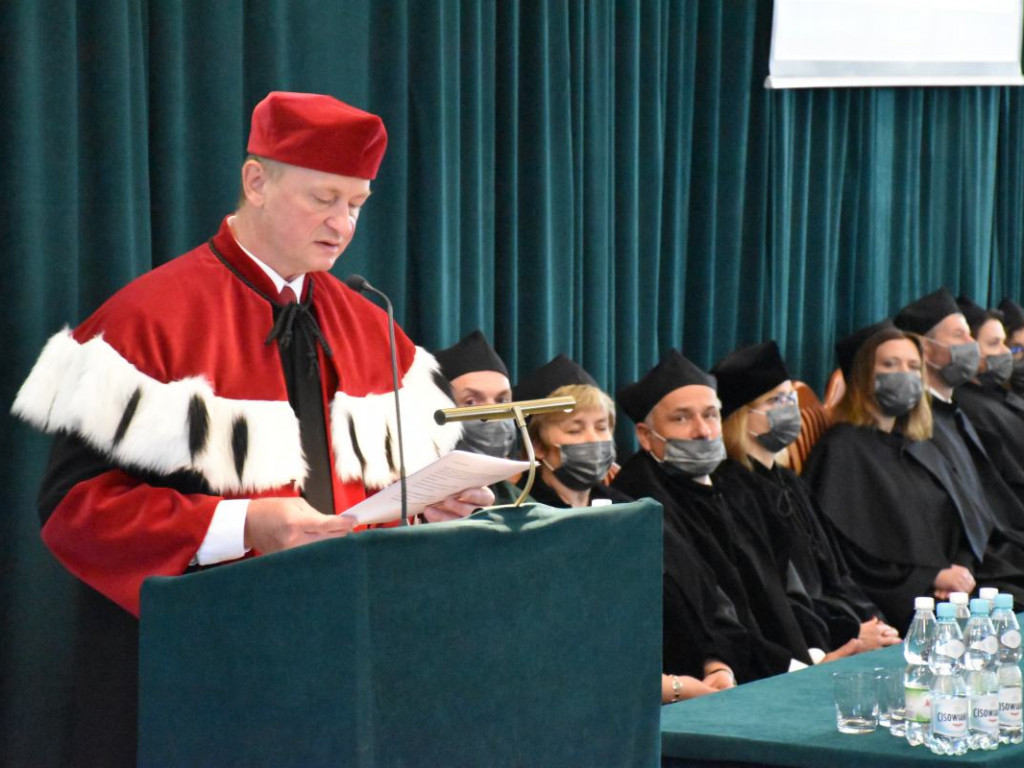 Uroczysta inauguracja roku akademickiego w Państwowej Uczelni Zawodowej w Tarnobrzegu [zdjęcia]