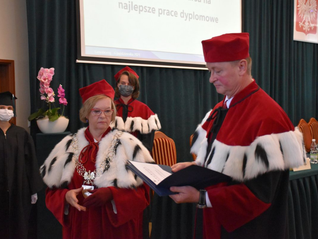 Uroczysta inauguracja roku akademickiego w Państwowej Uczelni Zawodowej w Tarnobrzegu [zdjęcia]