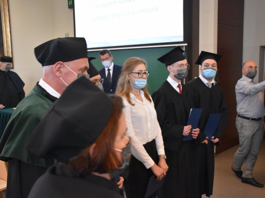 Uroczysta inauguracja roku akademickiego w Państwowej Uczelni Zawodowej w Tarnobrzegu [zdjęcia]