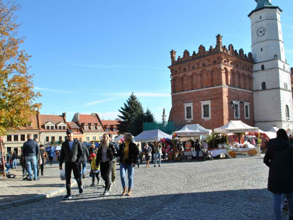 Gigantyczne tłumy na odpuście bł. Wincentego Kadłubka w Sandomierzu [zdjęcia]