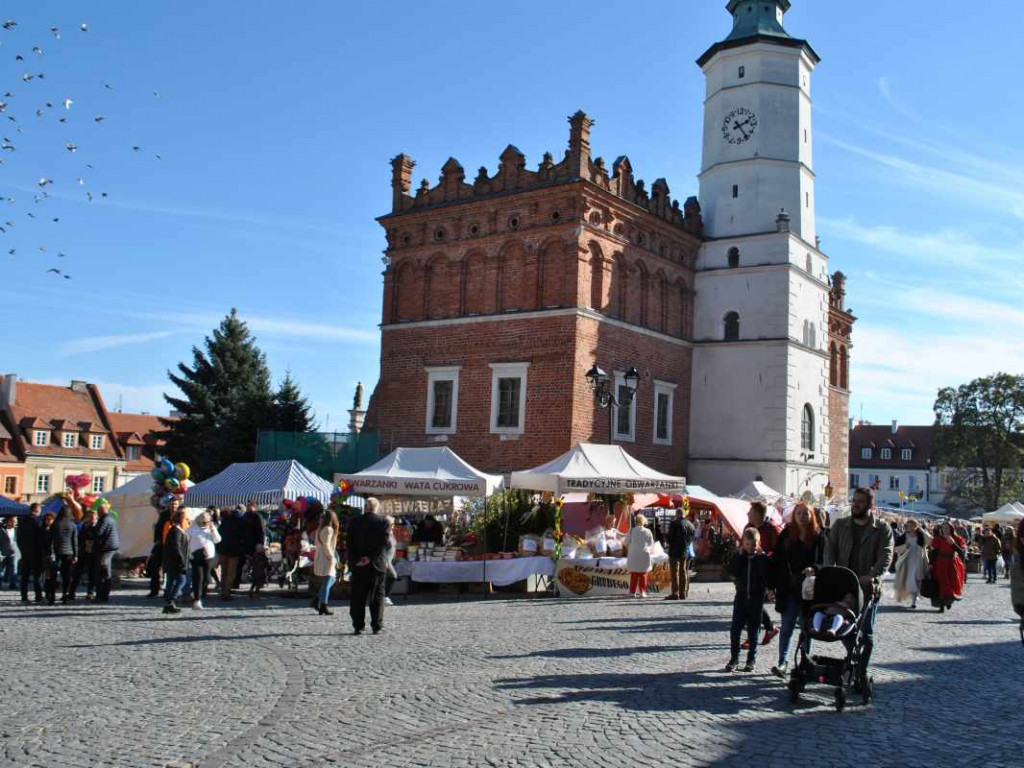 Gigantyczne tłumy na odpuście bł. Wincentego Kadłubka w Sandomierzu [zdjęcia]