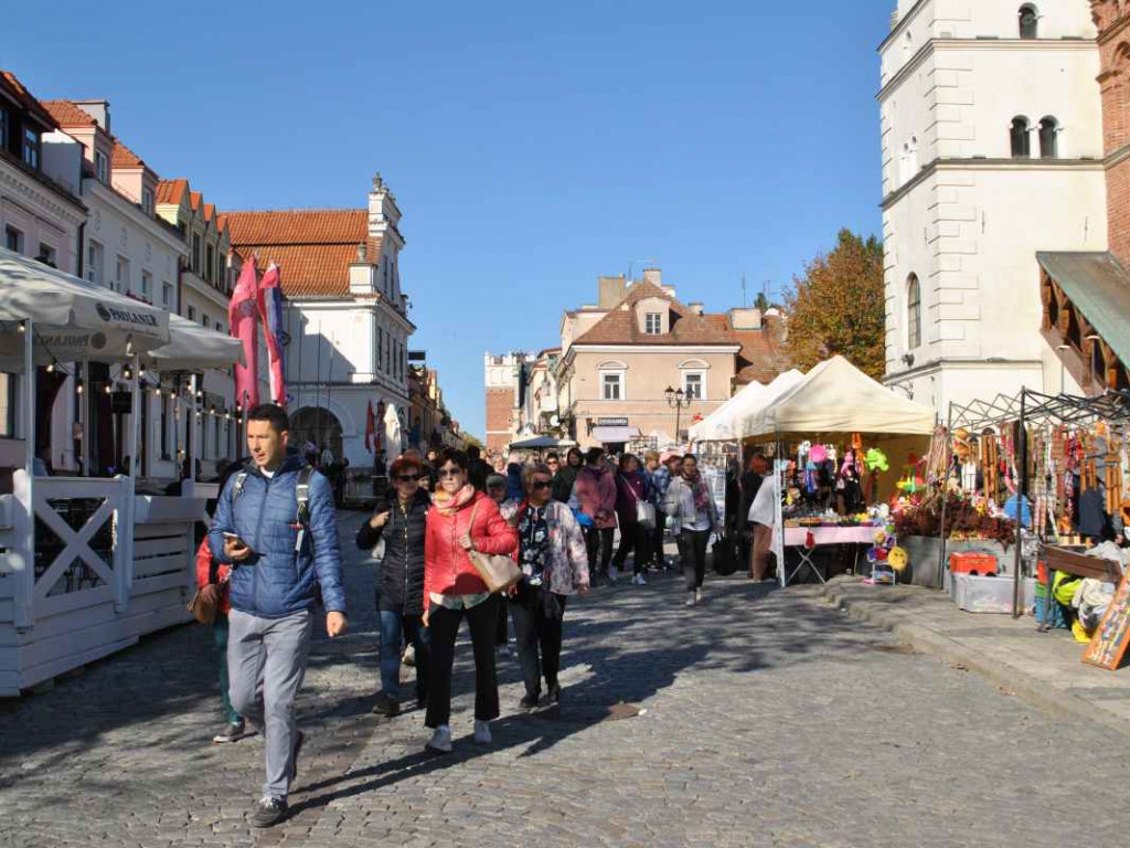 Gigantyczne tłumy na odpuście bł. Wincentego Kadłubka w Sandomierzu [zdjęcia]