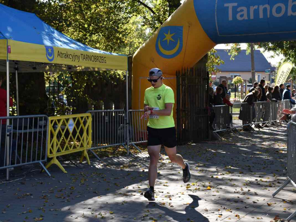 43. Bieg Nadwiślański w Tarnobrzegu - Pokonali 15 km z Baranowa Sandomierskiego do Tarnobrzega [zdjęcia]