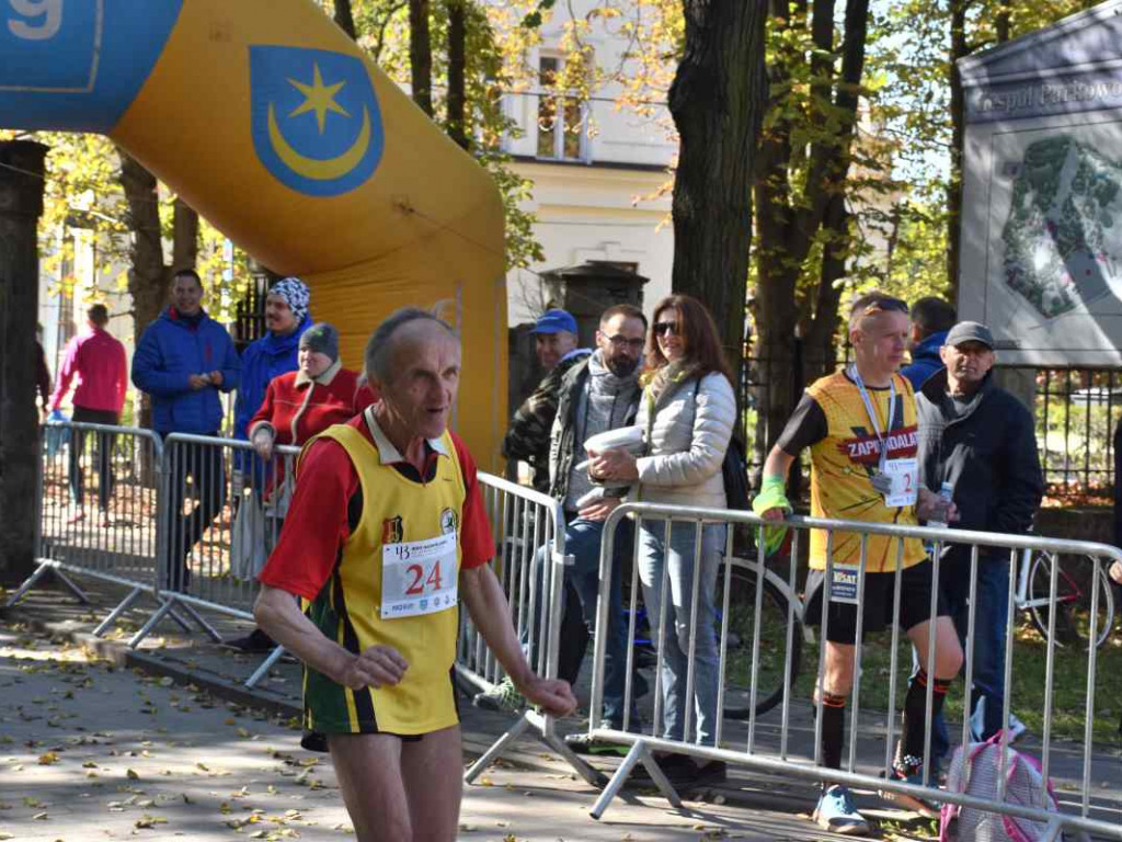 43. Bieg Nadwiślański w Tarnobrzegu - Pokonali 15 km z Baranowa Sandomierskiego do Tarnobrzega [zdjęcia]