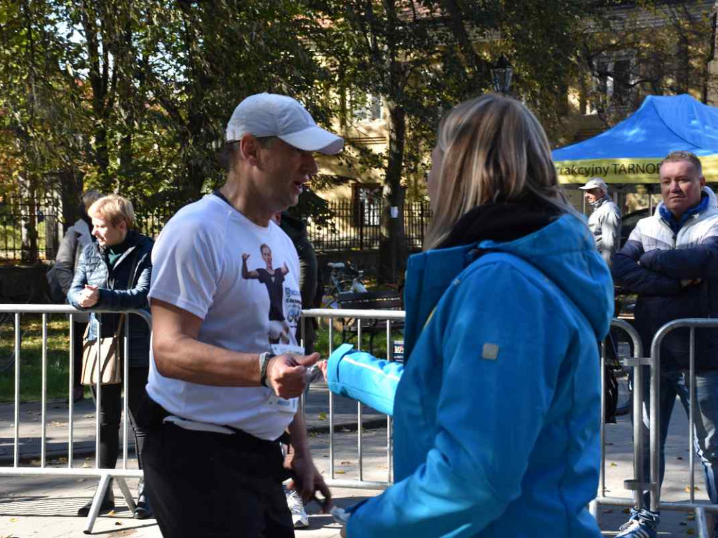 43. Bieg Nadwiślański w Tarnobrzegu - Pokonali 15 km z Baranowa Sandomierskiego do Tarnobrzega [zdjęcia]