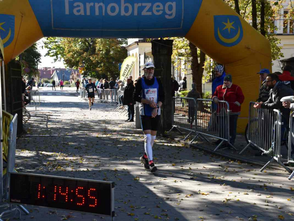43. Bieg Nadwiślański w Tarnobrzegu - Pokonali 15 km z Baranowa Sandomierskiego do Tarnobrzega [zdjęcia]