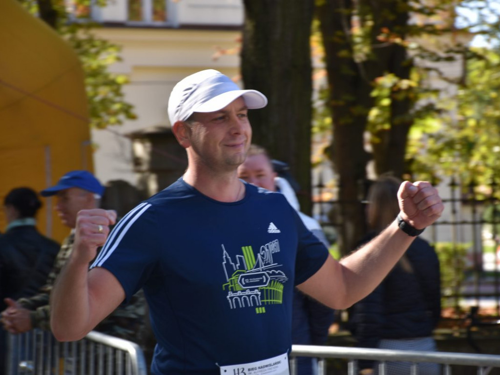 43. Bieg Nadwiślański w Tarnobrzegu - Pokonali 15 km z Baranowa Sandomierskiego do Tarnobrzega [zdjęcia]