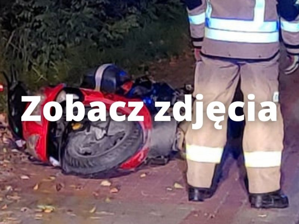 Gm. Baranów Sandomierski. 56-letni motocyklista wypadł z drogi. Ze złamaniami trafił do szpitala [zdjęcia]