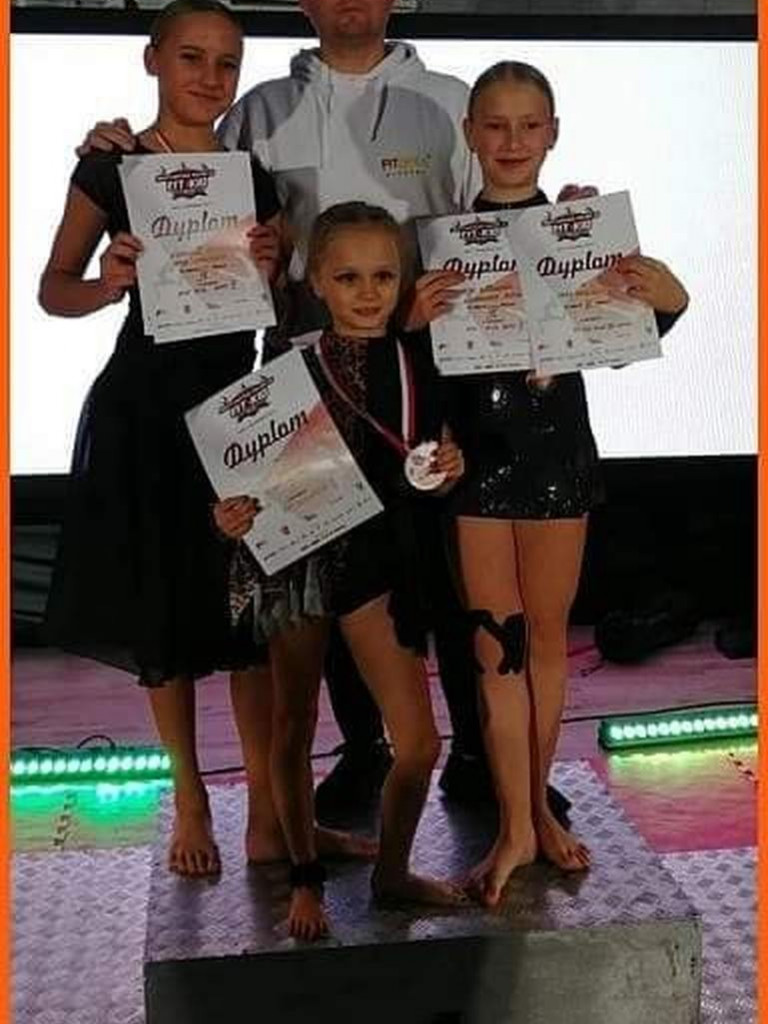 Sandomierzanka Lena Wiater została Mistrzynią Polski w Fitnesie Gimnastycznym Fit Kids [zdjęcia]
