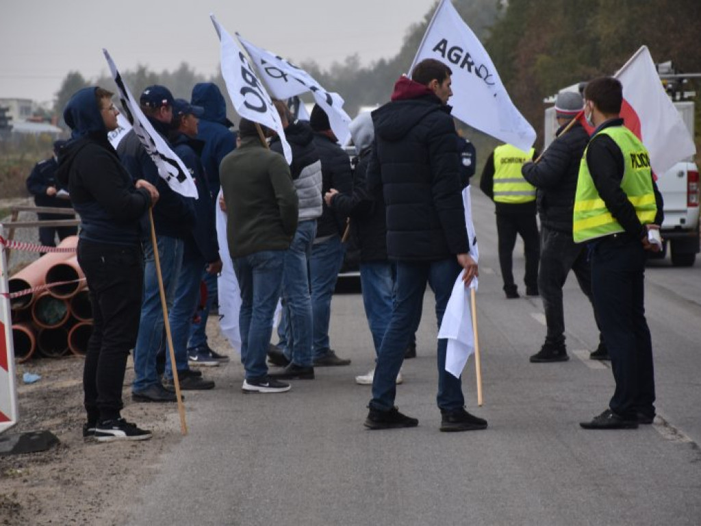 Protest w Woli Baranowskiej - interweniowała policja [zdjęcia]