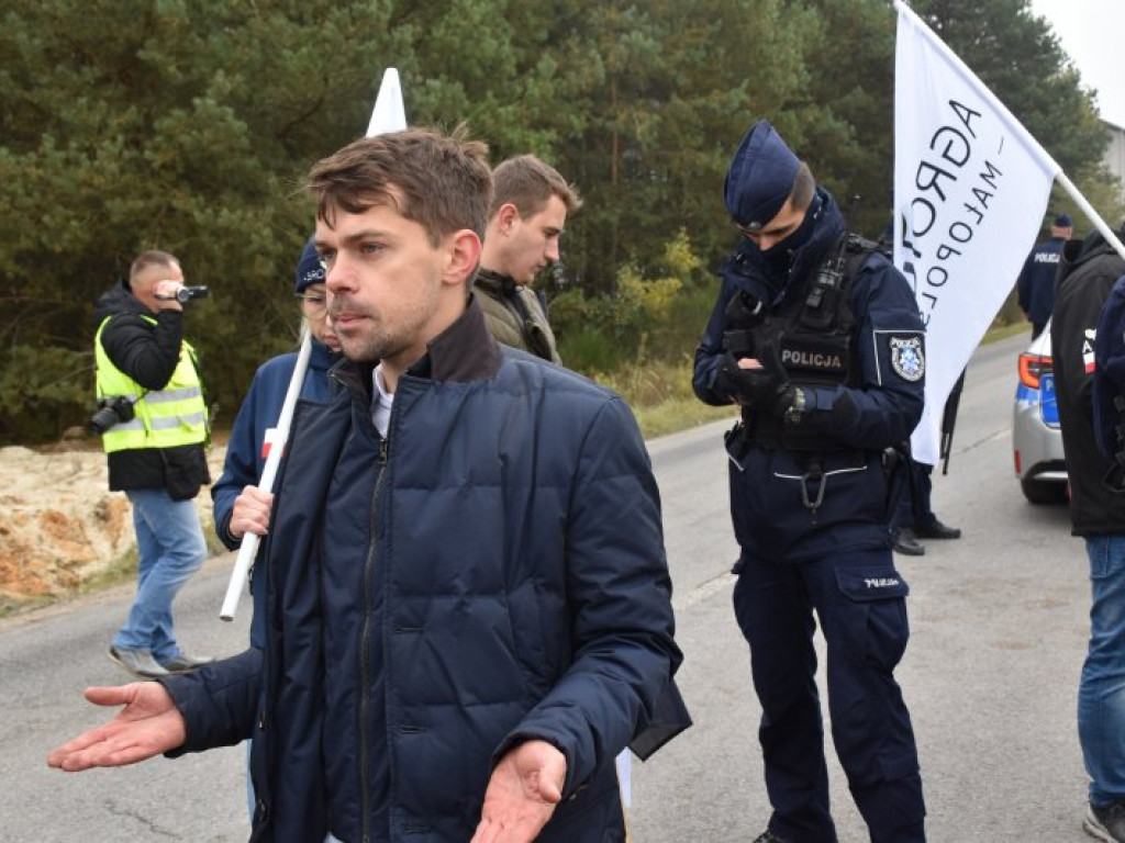Protest w Woli Baranowskiej - interweniowała policja [zdjęcia]