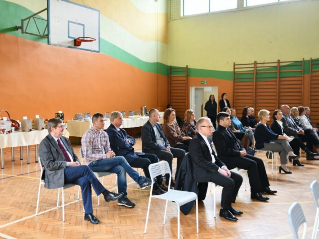 Powiatowy Dzień Edukacji Narodowej w Sandomierzu. Nagrodzono nauczycieli [zdjęcia]