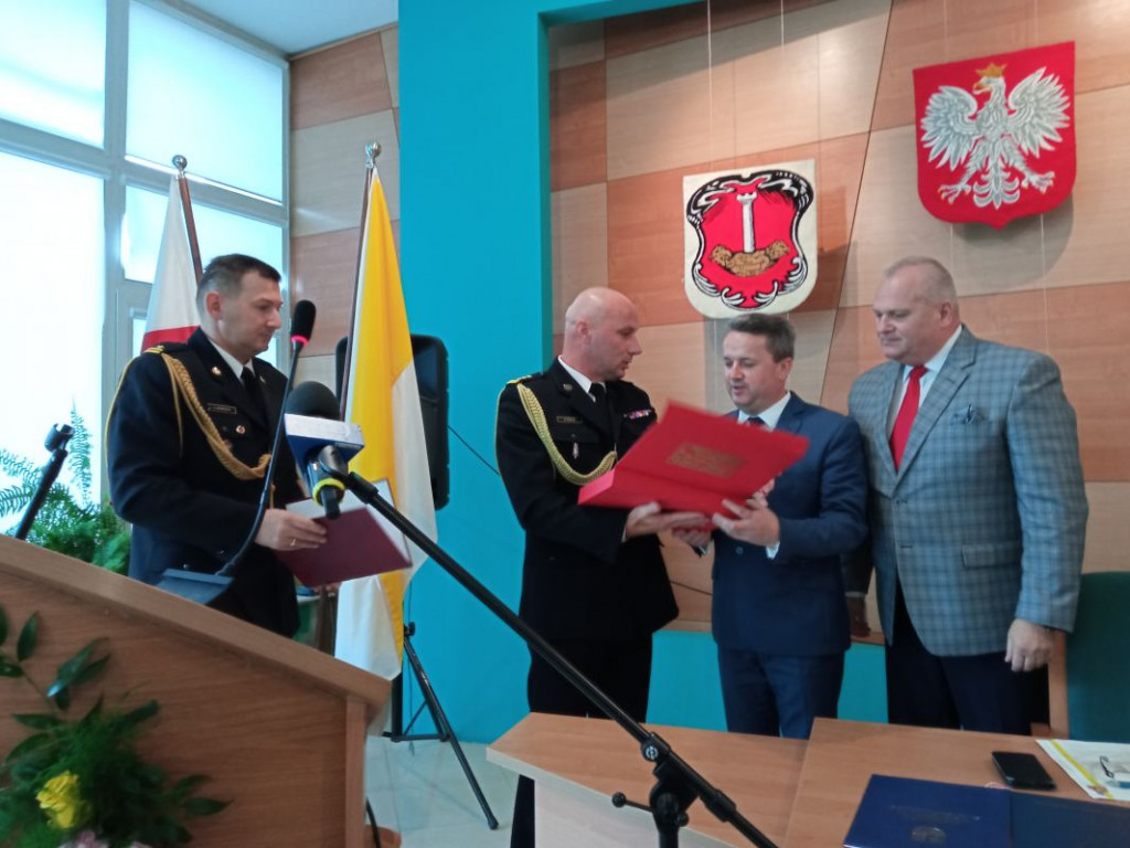 Podniosła uroczystość w Staszowie. Jan Paweł II został patronem miasta [zdjęcia]