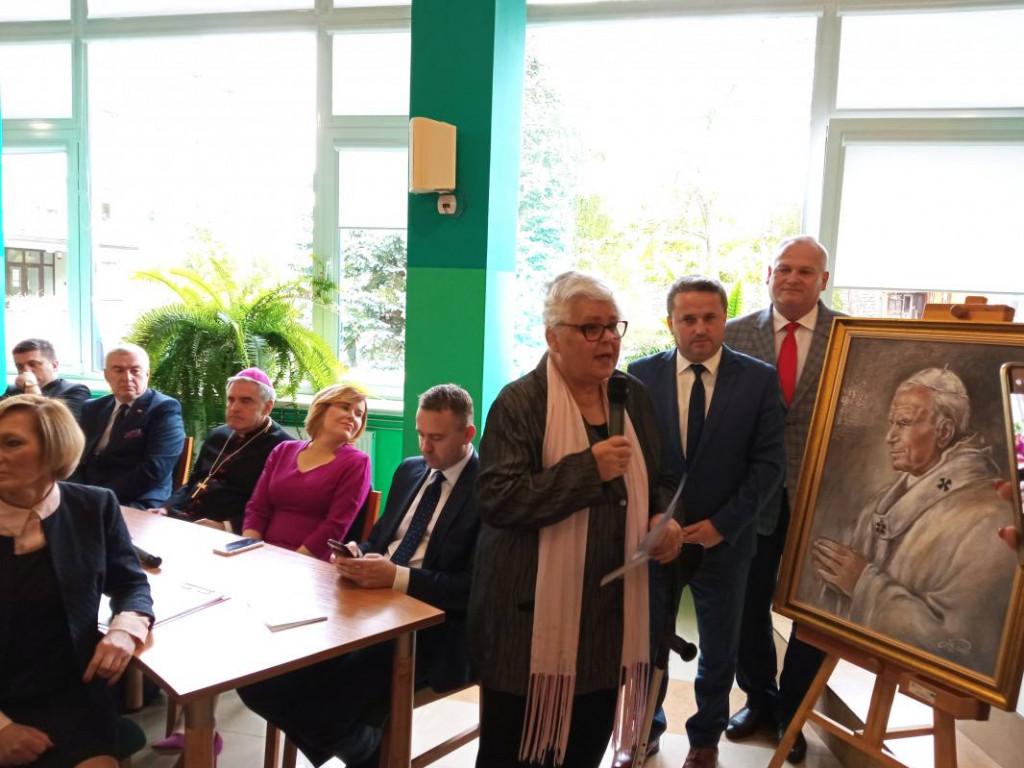 Podniosła uroczystość w Staszowie. Jan Paweł II został patronem miasta [zdjęcia]