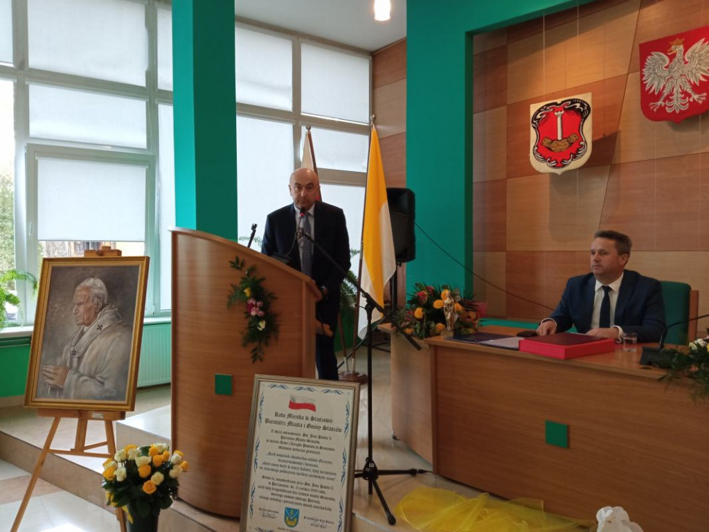 Podniosła uroczystość w Staszowie. Jan Paweł II został patronem miasta [zdjęcia]