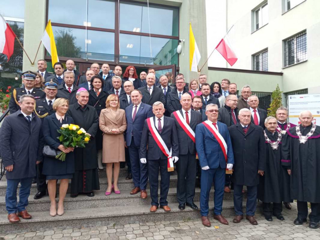 Podniosła uroczystość w Staszowie. Jan Paweł II został patronem miasta [zdjęcia]