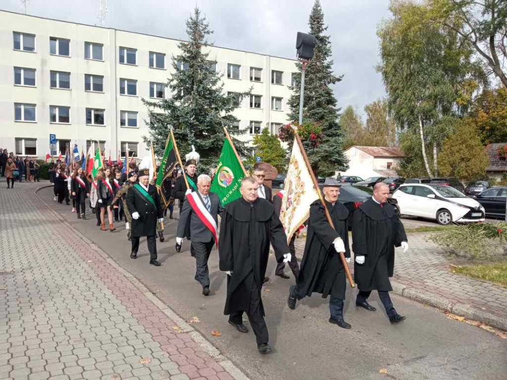 Podniosła uroczystość w Staszowie. Jan Paweł II został patronem miasta [zdjęcia]
